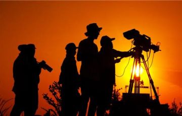 如何低預(yù)算實(shí)現(xiàn)戶外布光拍攝？